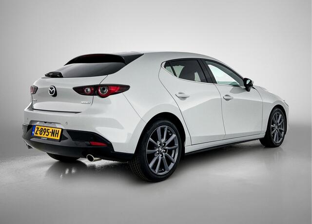 Mazda 3 2.0 e-SkyActiv-G M Hybrid 150 Exclusive-line