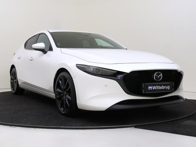 Mazda 3 2.0 e-SkyActiv-X M Hybrid 180 Luxury | Benzine | Handgeschakeld | Stoelverwarming | Adaptive cruise control | Keyless entry | Remote services |