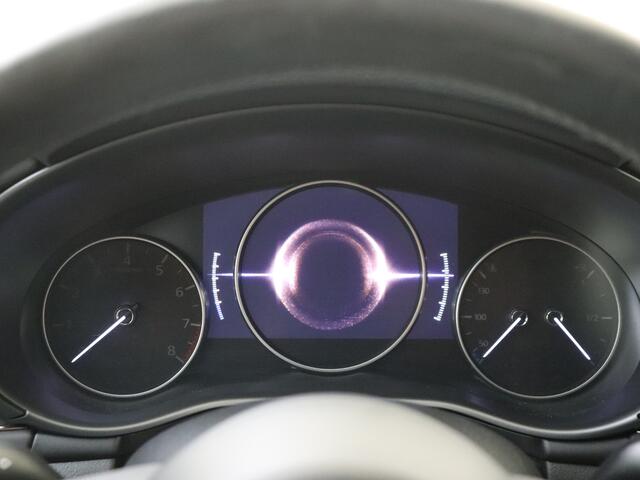 Mazda 3 2.0 e-SkyActiv-X M Hybrid 180 Luxury | Benzine | Handgeschakeld | Stoelverwarming | Adaptive cruise control | Keyless entry | Remote services |