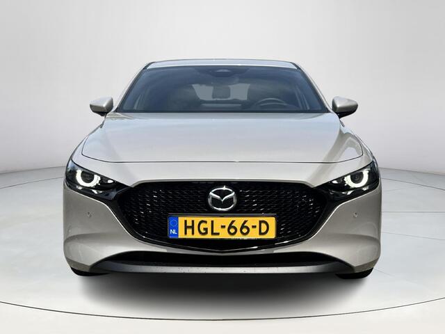Mazda 3 2.5 e-SkyActiv-G M Hybrid 140 Takumi | Bose | Automaat | Elektrische verstelbare stoelen met stoelgeheugen | Stoel/stuurverwarming | 360 graden camera | Apple Carplay/Android Auto | Privacy glass | Leder |