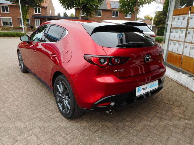 Mazda 3 2.0 e-SkyActiv-G M Hybrid 150 Exclusive-line