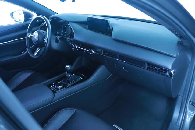 Mazda 3 2.0 e-SkyActiv-X M Hybrid 180 Luxury | Achteruitrijcamera | Apple CarPlay / Android Auto | Cruise Control Adaptief |
