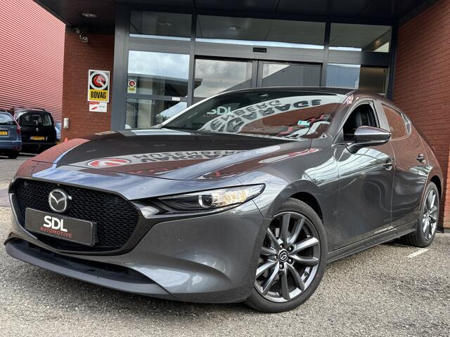 Mazda 3 2.0 e-SkyActiv-G M Hybrid 122 Luxury // BOSE PREMIUM AUDIO // NAVI // MEMORY SEATS // CLIMA // CAMERA // ADAPTIVE CRUISE //