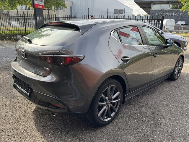 Mazda 3 2.0 e-SkyActiv-G M Hybrid 122 Luxury // BOSE PREMIUM AUDIO // NAVI // MEMORY SEATS // CLIMA // CAMERA // ADAPTIVE CRUISE //
