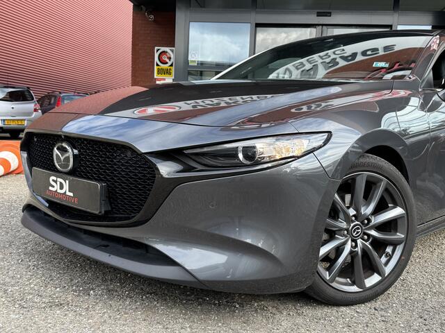 Mazda 3 2.0 e-SkyActiv-G M Hybrid 122 Luxury // BOSE PREMIUM AUDIO // NAVI // MEMORY SEATS // CLIMA // CAMERA // ADAPTIVE CRUISE //