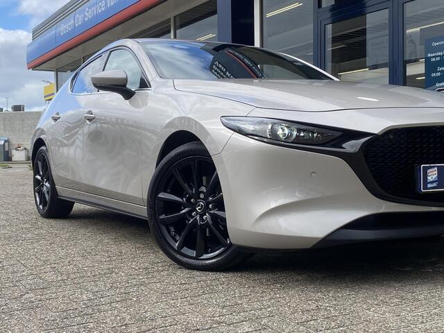 Mazda 3 2.0 e-SkyActiv-X M Hybrid 186 Luxury / Automaat / NL-Auto / Vol-Leder / Stoel-/Stuurverwarming / Afneembare-Trekhaak / Premium Bose-Audio / Adaptieve Cruise-Control / Electronic Climate-Control / Elektr.- Stoelen met Geheugen / Apple-Carplay & Android-Aut