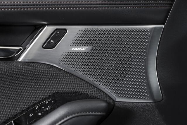 Mazda 3 2.0 e-SkyActiv-G M Hybrid 122 Comfort met Bose | Bose Audio | Head-up Disp. | Adapt.Cruise | Stoel-+Stuurverw. | 360 Camera | NAV+App.Connect | Auto.Airco | LM 18" |