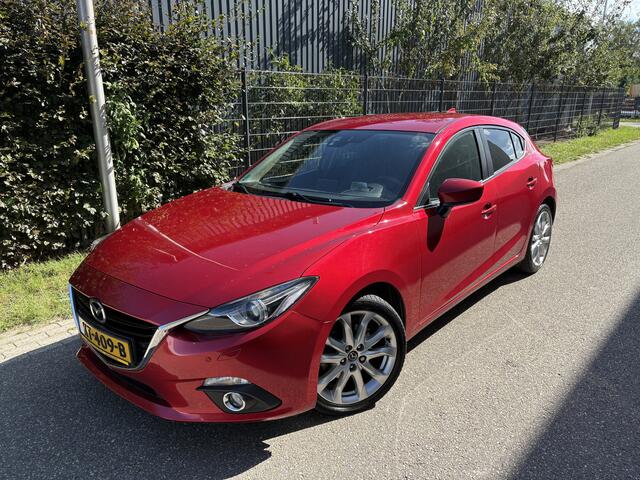 Mazda 3 2.0 GT-M / LEER / NAVI / CRUISE / STOELVERWARMING / 160dkm! NAP!