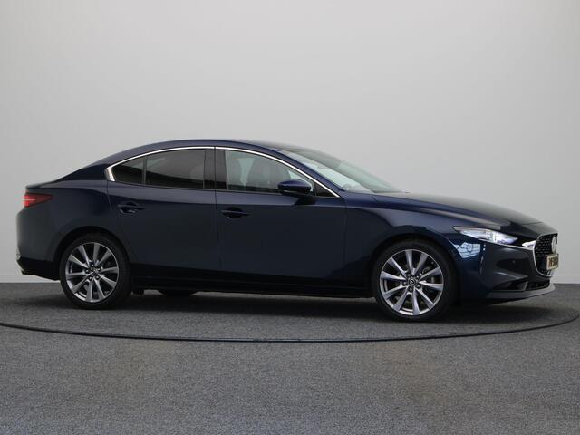 Mazda 3 2.0 e-SkyActiv-G M Hybrid 122 Luxury | Stuur en stoelverwarming | Headup Display | Lederen Bekleding | All Season Banden |