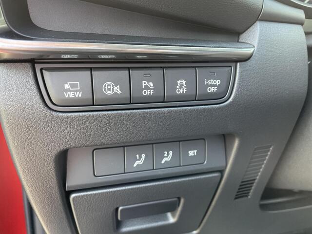 Mazda 3 3 Sedan 2.0 E-SkyActiv-X 186 Takumi Demovoordeel ¤ 5.000,- , Automaat, Leder, Bose, 360 Camera, HUD, LMV 18 Inch, Clima, Stoelverwarming, Stuurverwarming, Navi, Apple Carplay, LKA, Adap. Cruise