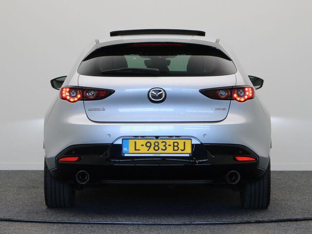 Mazda 3 2.0 e-SkyActiv-G M Hybrid 122 Comfort | Stoel en stuurverwarming | Head-up Display | Schuif/Kantel | Achteruitrijcamera | Apple Carplay & Android auto |