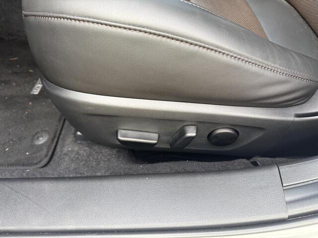 Mazda 3 2.5 e-SkyActiv-G M Hybrid 140 Takumi 360 Camera | ACC | Bose | Leer