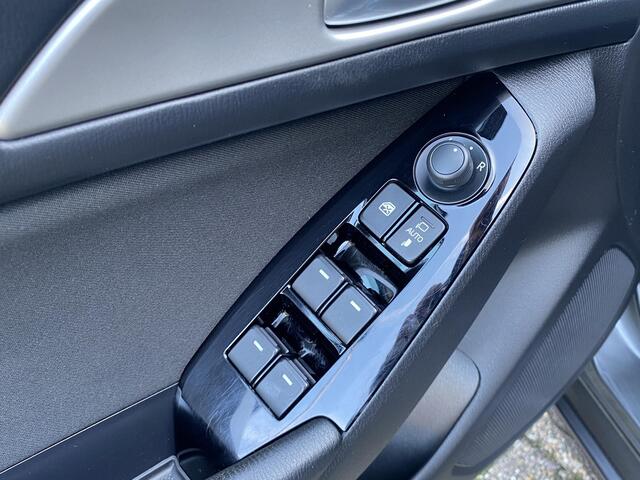 Mazda 3 2.0 SkyActiv-G 120 SkyLease+