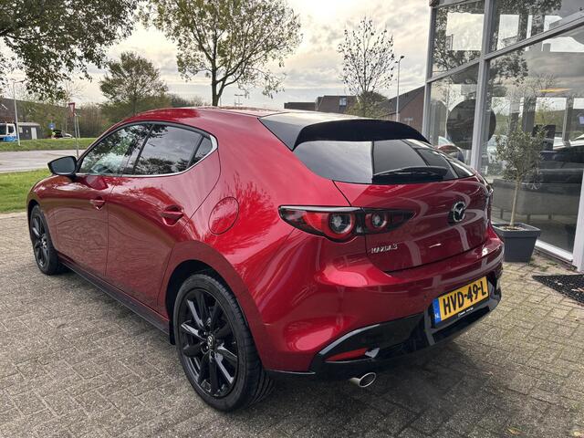 Mazda 3 2.5 e-SkyActiv-G M Hybrid 140 Homura Automaat, Navigatie, Apple Carplay/ Android Auto, Head-up, Cruise Controle Add, A.Rij-Camera, Parkeerhulp v., Stoel verwarming