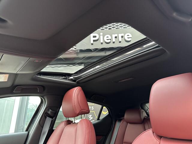 Mazda 3 2.0 e-SkyActiv-X M Hybrid 186 Takumi | SUNROOF | LEDER ROOD | DEMO DEAL