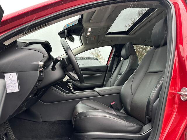 Mazda 3 2.0 e-SkyActiv-X M Hybrid 186 Luxury Automaat | Leder | Schuifdak | 360 cam | Bose