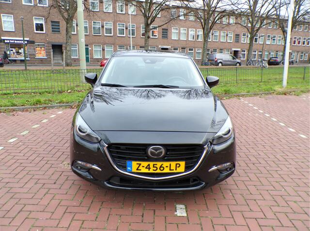 Mazda 3 2.5 AUTOMAAT CRUISECONT LEDEREN BEKLEDING... APPLECARPLAY CAMERA SCHUIFKANTELDAK....