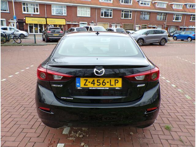 Mazda 3 2.5 AUTOMAAT CRUISECONT LEDEREN BEKLEDING... APPLECARPLAY CAMERA SCHUIFKANTELDAK....