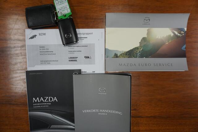 Mazda 3 2.0 e-SkyActiv-X M Hybrid 186PK/Head-Up/LED/ Dealeronderhouden.