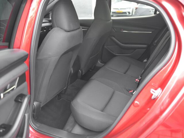 Mazda 3 2.0 e-SkyActiv-G M Hybrid 122 Luxury Leer Camera adaptive cruise control