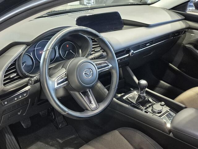 Mazda 3 2.0 e-SkyActiv-X M Hybrid 180 Comfort met Bose | Navigatie | Camera | 18 inch velgen | Stoel en Stuurverwarming |