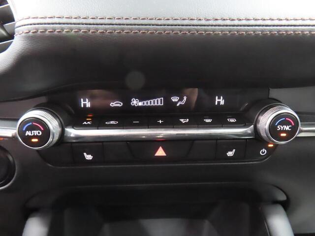 Mazda 3 2.0 E-SKYACTIV-X M HYBRID 186 HOMURA I P-CAMERA I ADAPTIVE CRUISE CONTROL I NAVIGATIE I CLIMATE CONTROL I APPLE CARPLAY