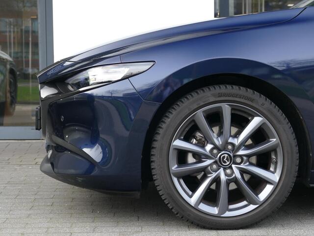 Mazda 3 2.0 e-SkyActiv-X M Hybrid 186 Exclusive-line | Trekhaak | All Season Banden | Adapt. Cruise | RIJKLAARPRIJS!