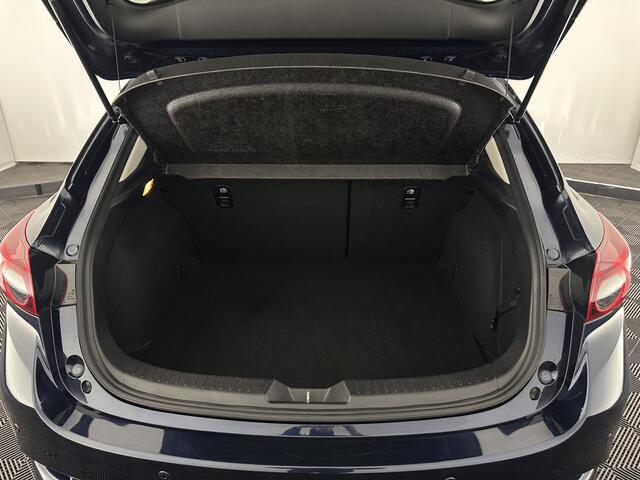 Mazda 3 2.2 SkyActiv-D 150 SkyLease *HEATED-COMFORTSEATS | NAVI-FULLMAP | DAB+ | PRIVACYGLASS | ECC | PDC | CRUISE | 18''ALU*