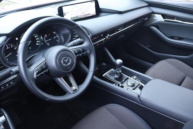 Mazda 3 2.0 e-SkyActiv-G M Hybrid 150 Exclusive-Line