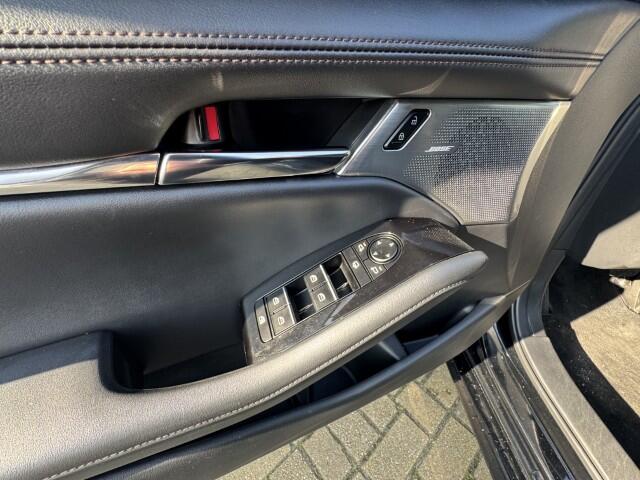 Mazda 3 2.0 e-SkyActiv-G M Hybrid 150 Sportive