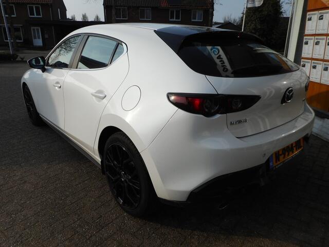 Mazda 3 2.0 e-SkyActiv-G M Hybrid 122 18 Inch Wielen