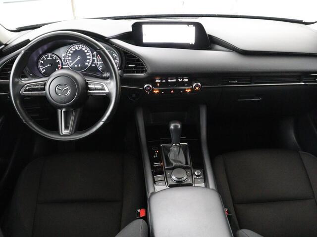 Mazda 3 2.0 e-SkyActiv-G Comfort | Carplay | Camera | Stoel & Stuurverwarming | Full LED | Head-up | Adaptive Cruise | Navigatie