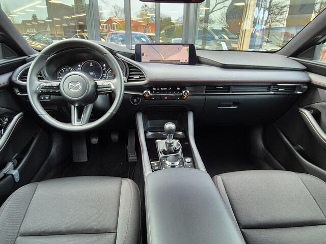 Mazda 3 E-SKYACTIV G 2.0 150 6MT HOMURA / Carplay / Trekhaak