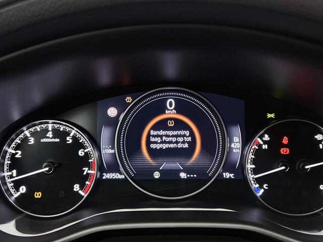 Mazda 3 2.0 e-SkyActiv-G M Hybrid 122 Nagisa / Full options !!