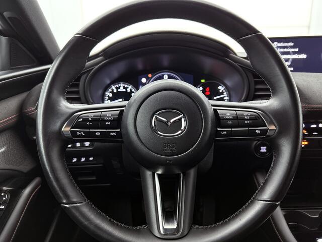 Mazda 3 2.0 e-SkyActiv-G M Hybrid 122 Nagisa / Full options !!
