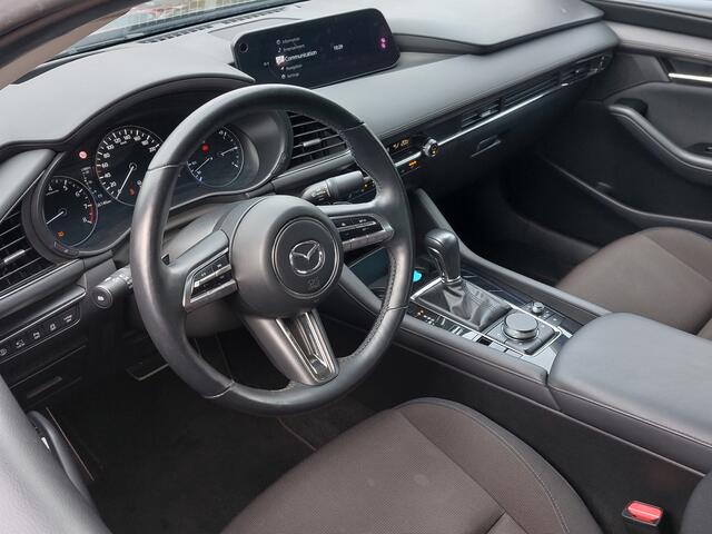 Mazda 3 2.0 e-SkyActiv-G M Hybrid 180pk Automaat Sportive | Navi | Apple Carplay+Android Auto | Adap.Cruise | Heap-Up | Keyless Entry | Pdc V+A+360 Camera | Dodehoek+Rijstrooksensor | 18''lm