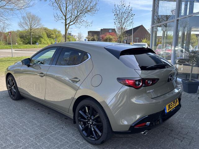 Mazda 3 2.5 e-SkyActiv-G M Hybrid 140 Homura