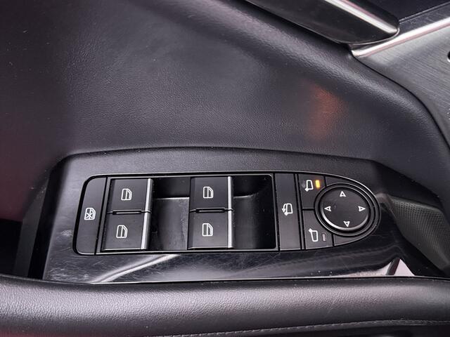 Mazda 3 2.0 e-SkyActiv-X M Hybrid 186 Luxury | BOSE | Leder | BTW-Auto |