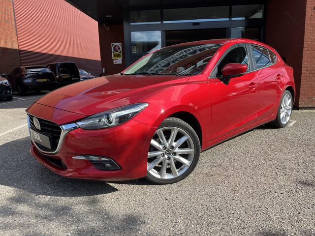 Mazda 3 2.0 SkyActiv-G 120 GT-M // ADAPT. CRUISE // DODEHOEK // KEYLESS // BOSE AUDIO // CAMERA // STUUR+STOELVERWARMING // LEDER+ELEK. STOEL // //