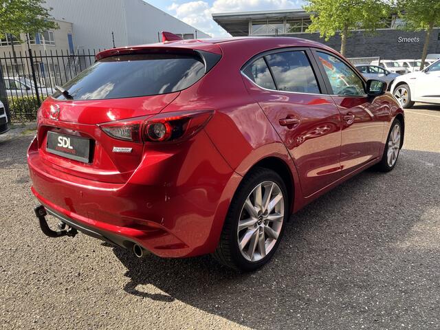 Mazda 3 2.0 SkyActiv-G 120 GT-M // ADAPT. CRUISE // DODEHOEK // KEYLESS // BOSE AUDIO // CAMERA // STUUR+STOELVERWARMING // LEDER+ELEK. STOEL // //