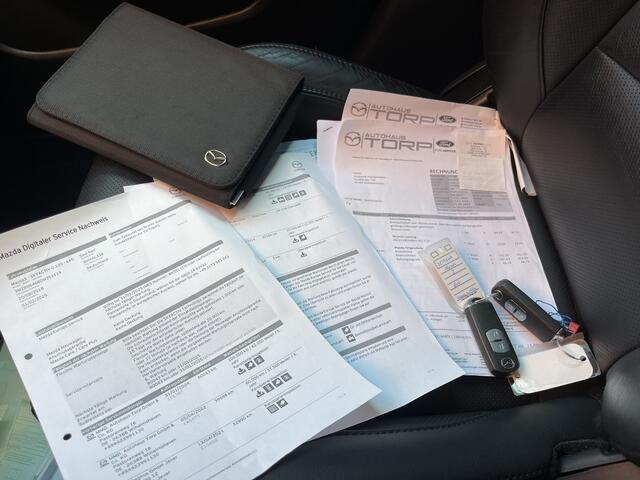 Mazda 3 2.0 SkyActiv-G 120 GT-M // ADAPT. CRUISE // DODEHOEK // KEYLESS // BOSE AUDIO // CAMERA // STUUR+STOELVERWARMING // LEDER+ELEK. STOEL // //