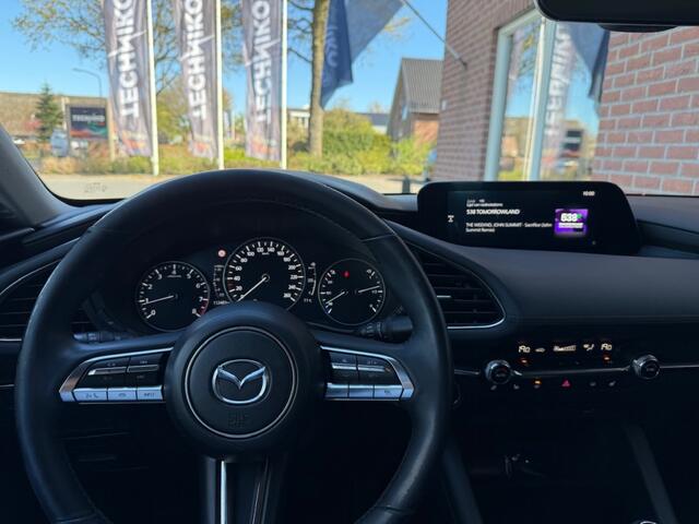 Mazda 3 2.0 e-SA-G Sportive HEAD-UP / CAMERA / STOEL&STUUR VERW. / GROOT