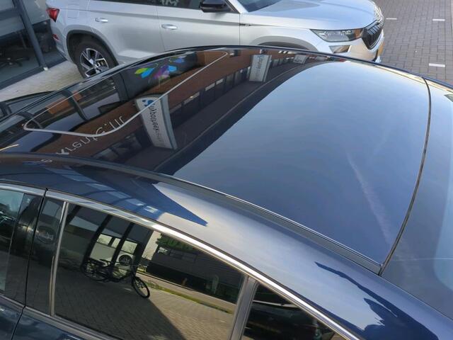 Mazda 3 2.0 e-SkyActiv-X M Hybrid 186 Luxury NL-AUTO | LEDER | NAVI | CAMERA