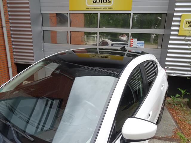 Mazda 3 2.0 SkyActiv 120pk 5d *1e eig/Xenon/Stoel+stuurverw/HUD/18"*
