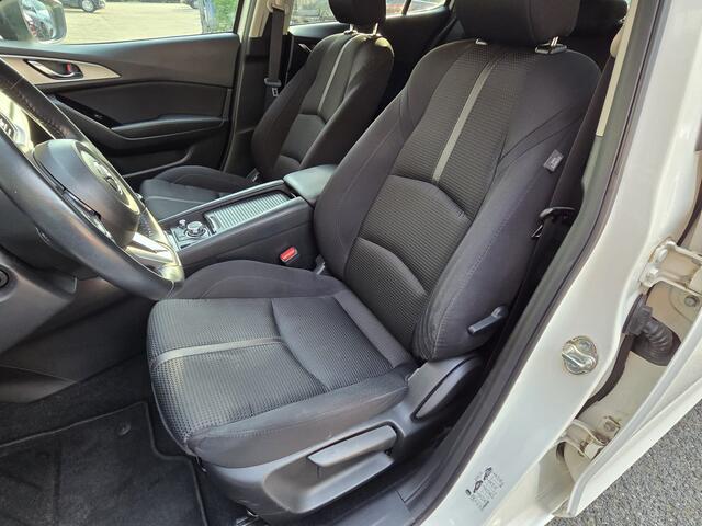 Mazda 3 2.0 SkyActiv-G 120 TS+,Trekhaak,Navi,1 jaar garantie