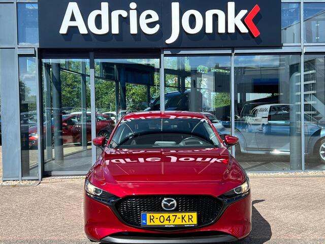 Mazda 3 2.0 e-SkyActiv-G M Hybrid 122 Comfort TREKHAAK | CAMERA | PARKEER SENSOREN V+A | HEAD-UP DISPLAY | APPLE CARPLA / ANDROID AUTO | STOEL- en STUURVERWARMING |
