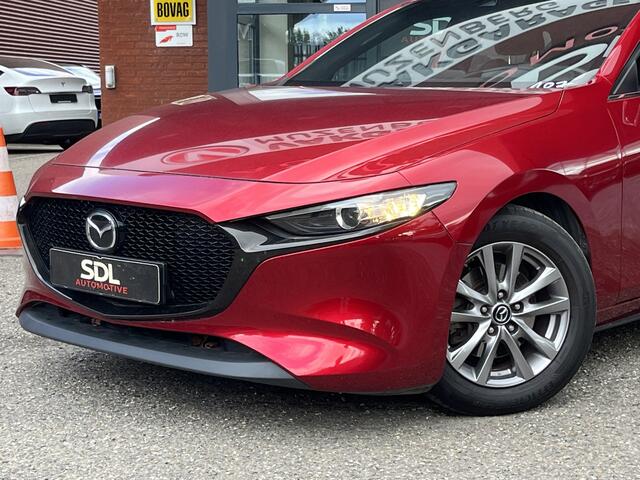 Mazda 3 2.0 SkyActiv-G 120 TS+ // NAVI // PDC // ADAPTIVE CRUISE // BLIND SPOT MONITOR //