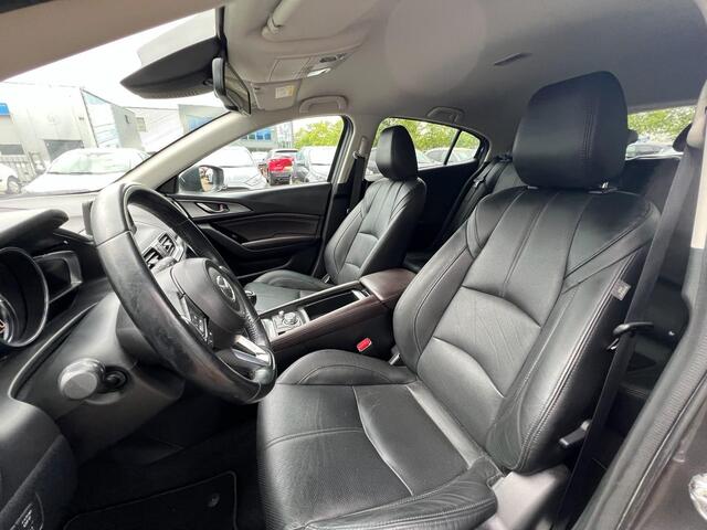 Mazda 3 2.0 SkyActiv-G 120 GT-M | LEDER | CAMERA | BOSE AUDIO | NAVIGATIE | NED AUTO | DEALER ONDERHOUDEN | STOEL + STUURVERWARMING | ACC |