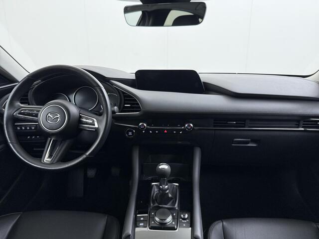 Mazda 3 186pk M Hybrid Luxury | 1ste eigenaar | BOSE | Dodehoekdetectie | LEER | 18"LMV | Stuur/stoelverwarming | Camera