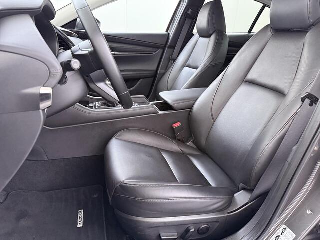 Mazda 3 186pk M Hybrid Luxury | 1ste eigenaar | BOSE | Dodehoekdetectie | LEER | 18"LMV | Stuur/stoelverwarming | Camera